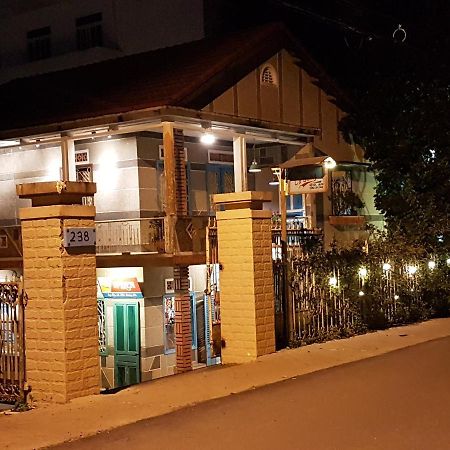 Dalat Galaxy Hostel Buitenkant foto